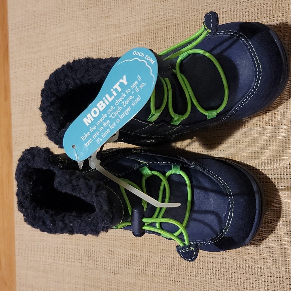 Mobility baby's first walking shoes